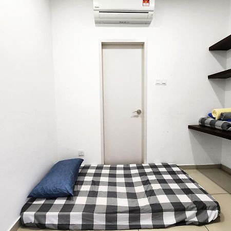 Lavender Suite # Shah Alam I-City Block B Homestay # 2R1B #Free Wifi & Parking Экстерьер фото
