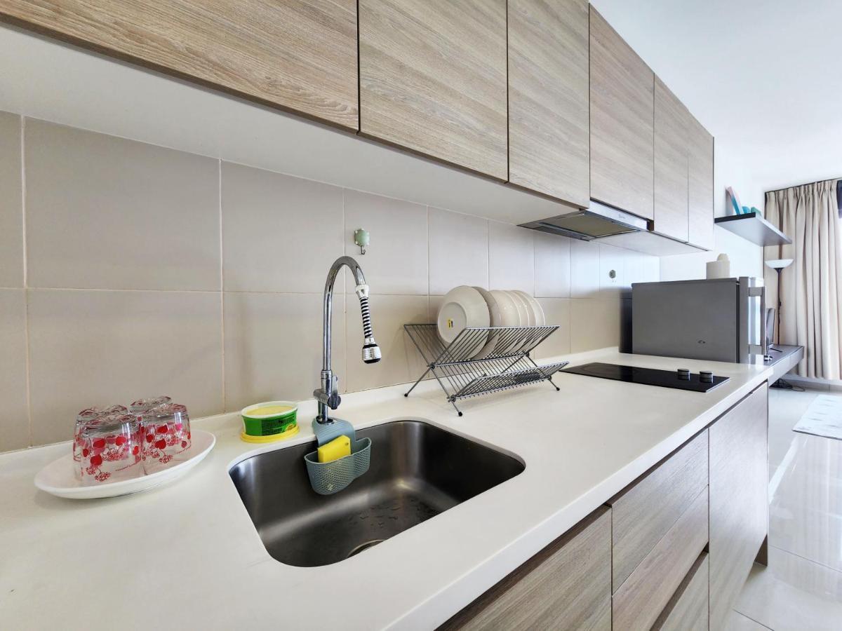 Lavender Suite # Shah Alam I-City Block B Homestay # 2R1B #Free Wifi & Parking Экстерьер фото